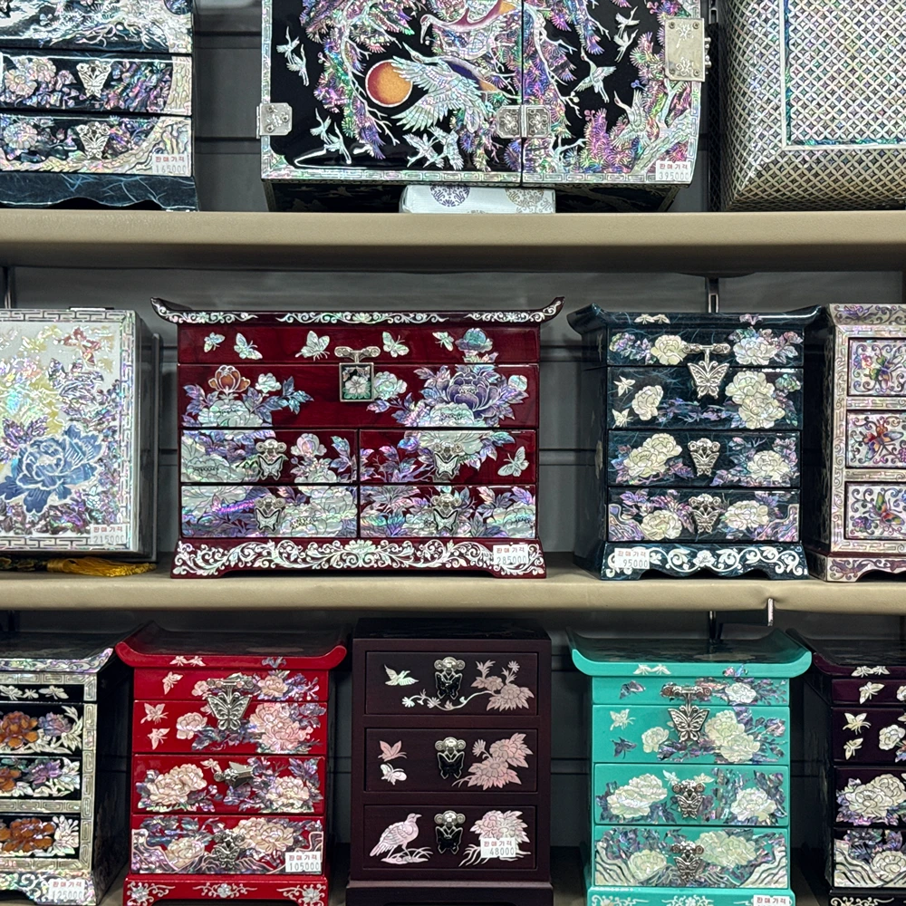 Useok Handicraft Shop, photo 2